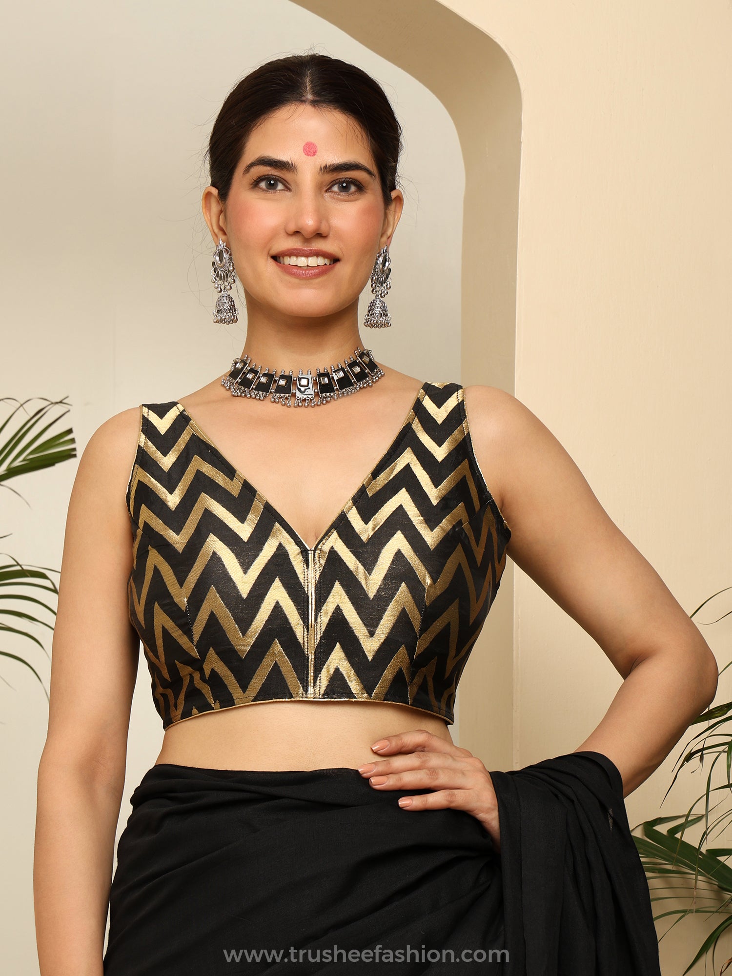 Black and Gold Chevron Printed Sleeveless V Neck Crop Blouse