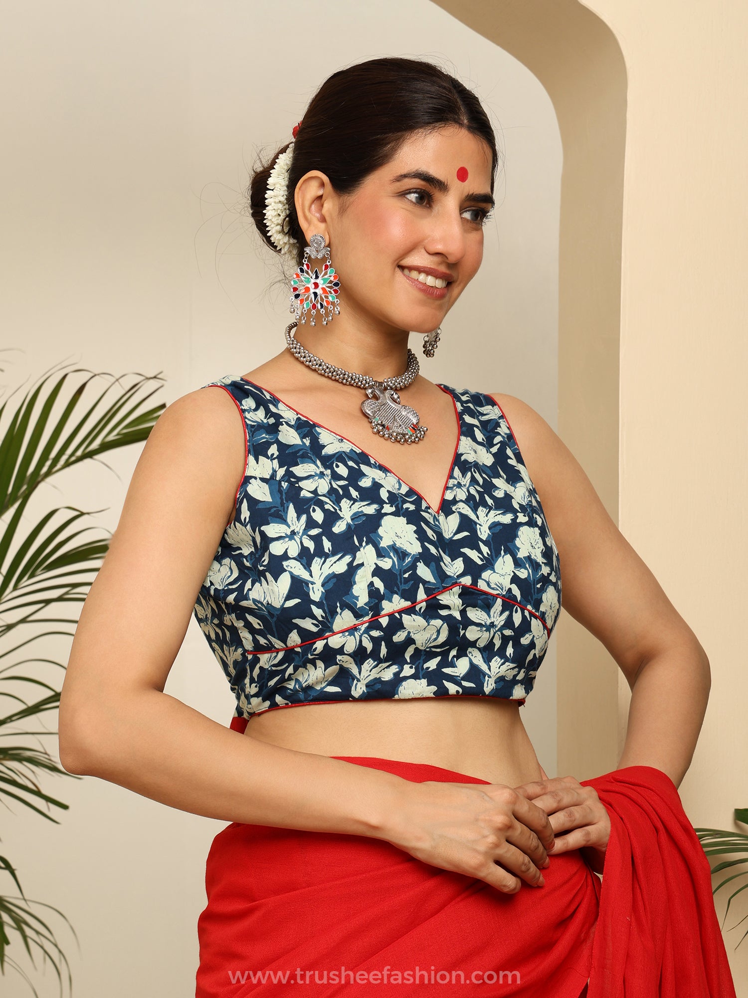 Blue and White Floral Printed Sleeveless V Neck Crop Blouse