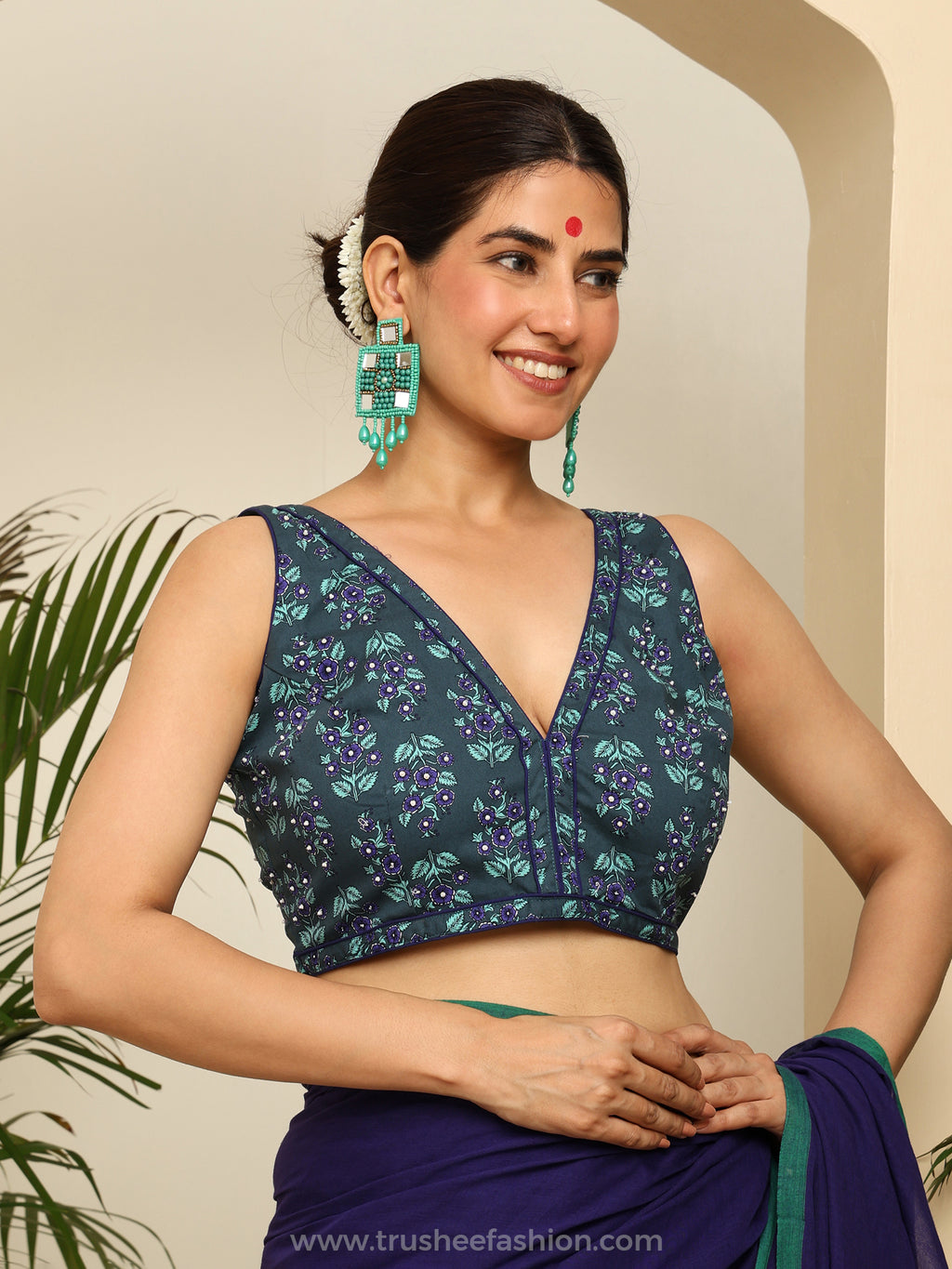 Teal Floral Printed Sleeveless V Neck Crop Blouse
